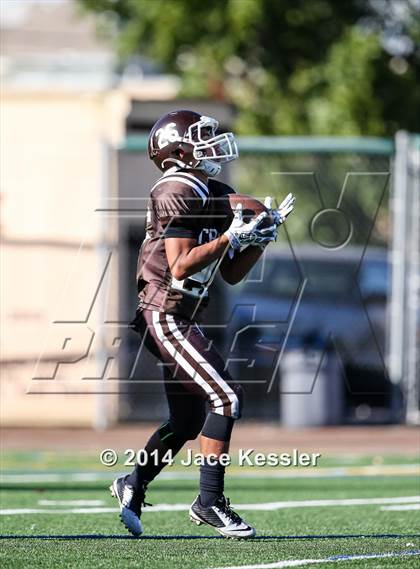 Thumbnail 1 in Loyola @ Crespi photogallery.
