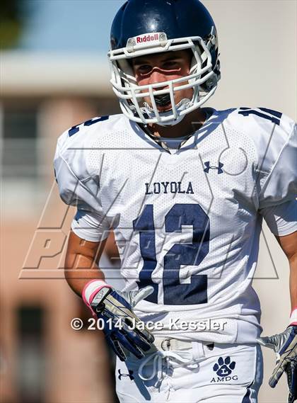 Thumbnail 2 in Loyola @ Crespi photogallery.