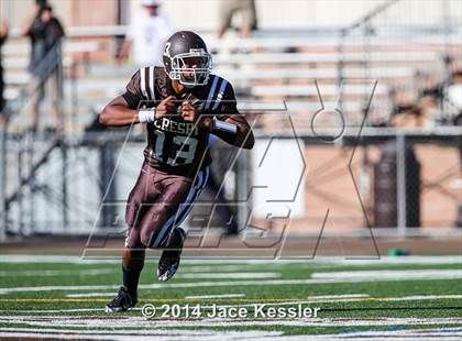 Thumbnail 3 in Loyola @ Crespi photogallery.