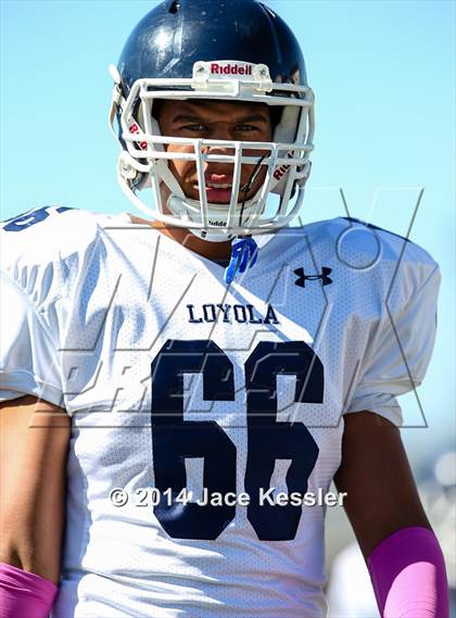 Thumbnail 1 in Loyola @ Crespi photogallery.