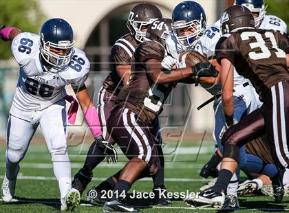 Thumbnail 2 in Loyola @ Crespi photogallery.