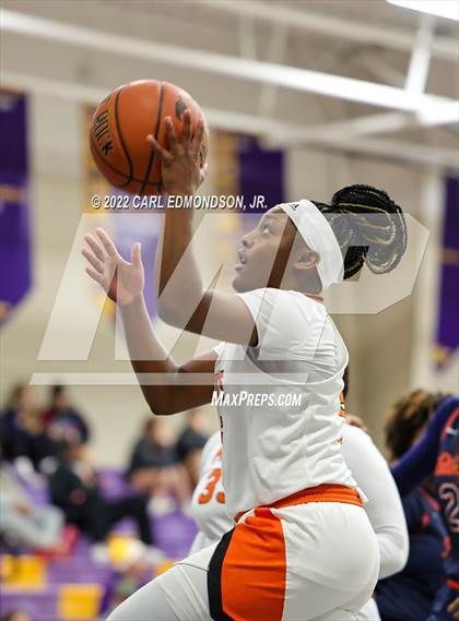 Thumbnail 1 in Middle Tennessee Christian vs. Blackman photogallery.