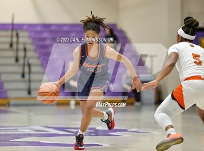 Thumbnail 2 in Middle Tennessee Christian vs. Blackman photogallery.