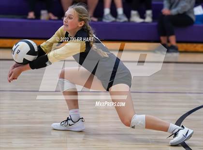 Thumbnail 1 in Penn vs. Yorktown (Brownsburg Invite) photogallery.
