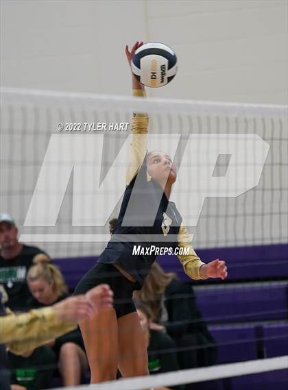 Thumbnail 1 in Penn vs. Yorktown (Brownsburg Invite) photogallery.