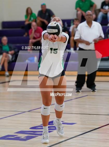 Thumbnail 3 in Penn vs. Yorktown (Brownsburg Invite) photogallery.