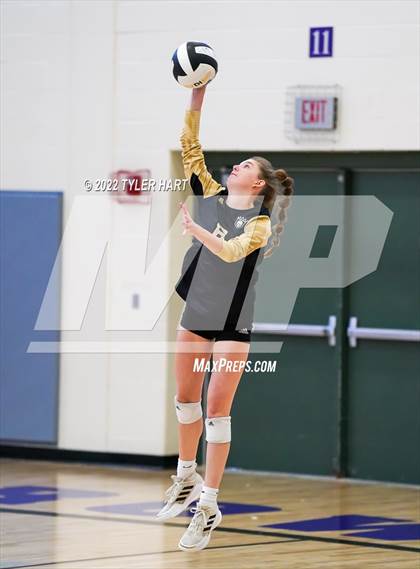 Thumbnail 2 in Penn vs. Yorktown (Brownsburg Invite) photogallery.