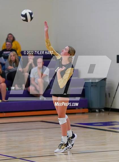 Thumbnail 1 in Penn vs. Yorktown (Brownsburg Invite) photogallery.