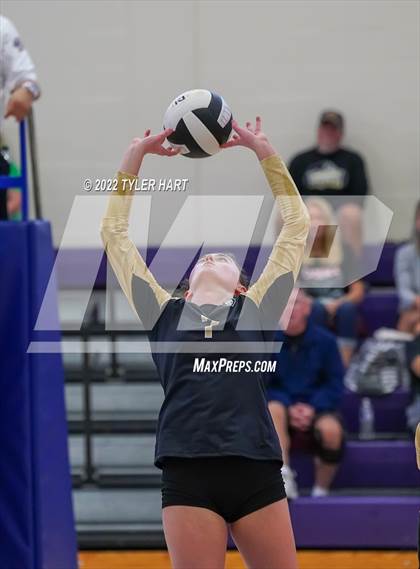 Thumbnail 2 in Penn vs. Yorktown (Brownsburg Invite) photogallery.
