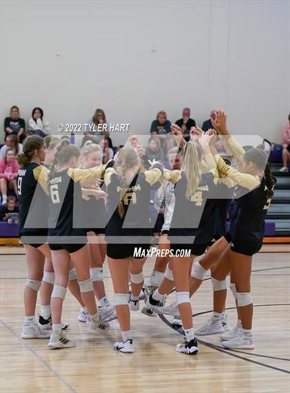 Thumbnail 2 in Penn vs. Yorktown (Brownsburg Invite) photogallery.