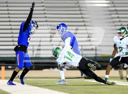 Thumbnail 1 in Folsom vs. St. Mary's (CIF SJS D1 Final) photogallery.