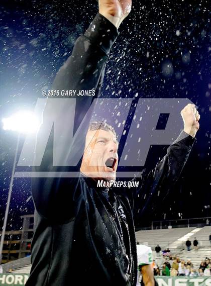 Thumbnail 2 in Folsom vs. St. Mary's (CIF SJS D1 Final) photogallery.