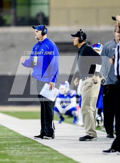 Thumbnail 2 in Folsom vs. St. Mary's (CIF SJS D1 Final) photogallery.