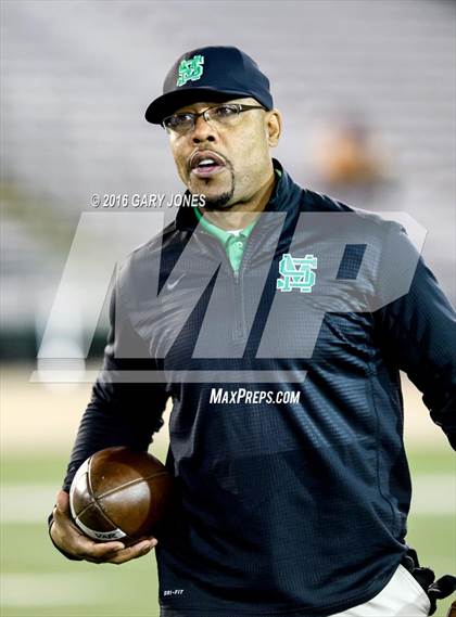 Thumbnail 1 in Folsom vs. St. Mary's (CIF SJS D1 Final) photogallery.