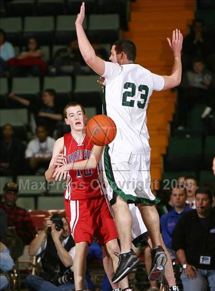 Thumbnail 3 in Maple Hill vs Avon (NYSPHSAA C Final) photogallery.