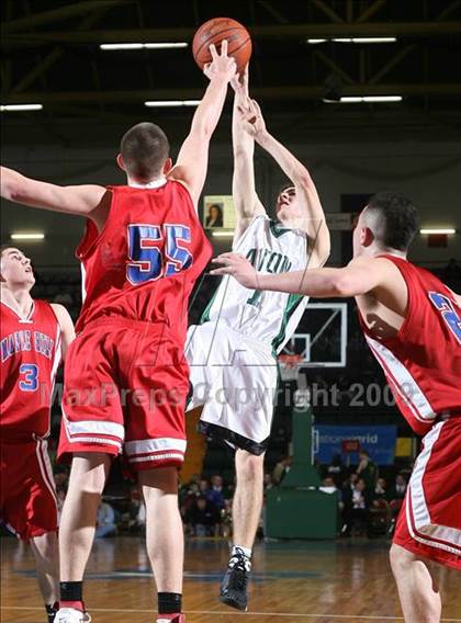 Thumbnail 3 in Maple Hill vs Avon (NYSPHSAA C Final) photogallery.