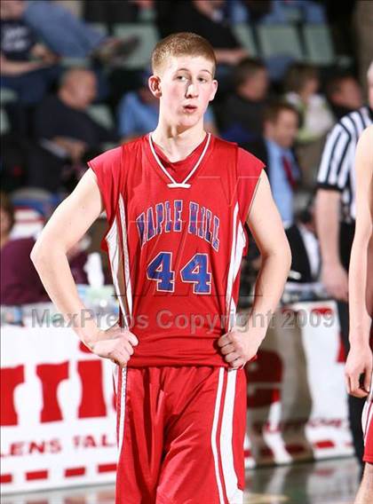 Thumbnail 2 in Maple Hill vs Avon (NYSPHSAA C Final) photogallery.