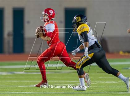 Thumbnail 2 in Brennan @ Taft photogallery.