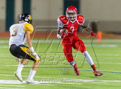 Thumbnail 1 in Brennan @ Taft photogallery.