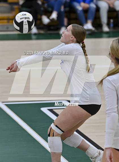 Thumbnail 3 in Greenfield-Central vs. Anderson (IHSAA 4A Section 9 First Round) photogallery.