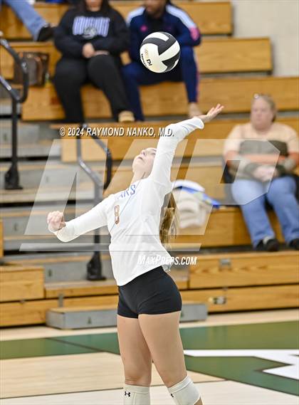 Thumbnail 2 in Greenfield-Central vs. Anderson (IHSAA 4A Section 9 First Round) photogallery.