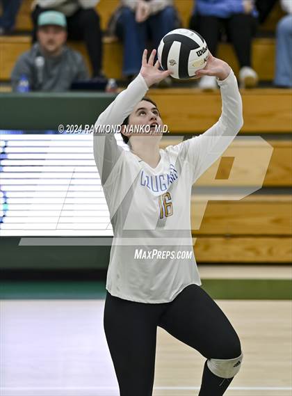 Thumbnail 2 in Greenfield-Central vs. Anderson (IHSAA 4A Section 9 First Round) photogallery.