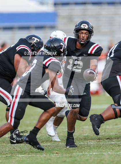 Thumbnail 2 in Sachse vs. Trinity (Cotton Bowl Stadium Prep Showcase) photogallery.
