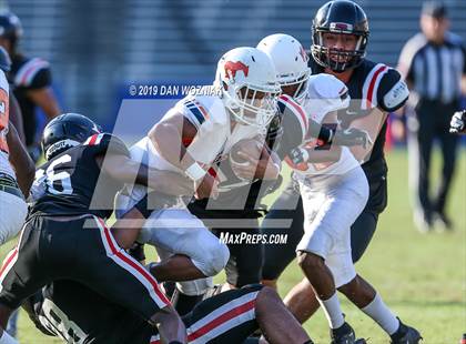 Thumbnail 2 in Sachse vs. Trinity (Cotton Bowl Stadium Prep Showcase) photogallery.