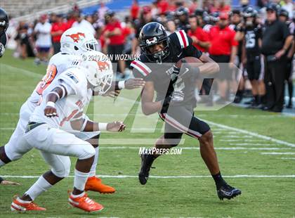 Thumbnail 3 in Sachse vs. Trinity (Cotton Bowl Stadium Prep Showcase) photogallery.