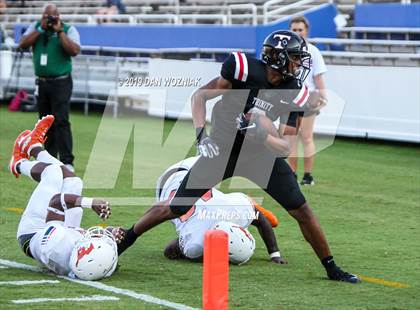 Thumbnail 3 in Sachse vs. Trinity (Cotton Bowl Stadium Prep Showcase) photogallery.