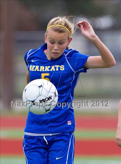 Thumbnail 2 in Friendswood vs Klein (I-10 Shootout) photogallery.