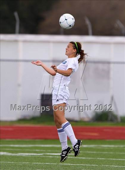 Thumbnail 2 in Friendswood vs Klein (I-10 Shootout) photogallery.