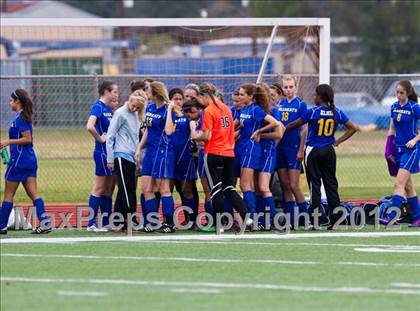 Thumbnail 2 in Friendswood vs Klein (I-10 Shootout) photogallery.