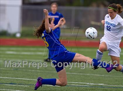 Thumbnail 2 in Friendswood vs Klein (I-10 Shootout) photogallery.