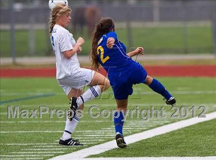 Thumbnail 3 in Friendswood vs Klein (I-10 Shootout) photogallery.
