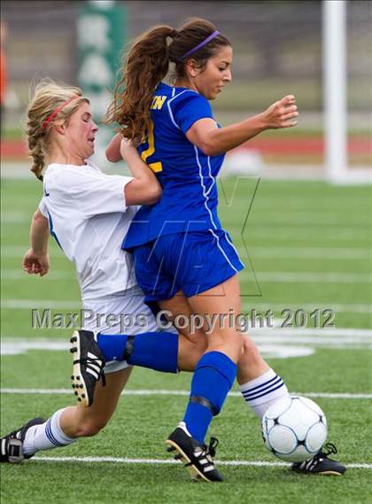 Thumbnail 3 in Friendswood vs Klein (I-10 Shootout) photogallery.
