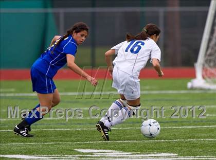 Thumbnail 2 in Friendswood vs Klein (I-10 Shootout) photogallery.