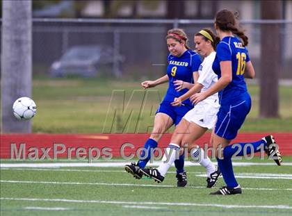Thumbnail 1 in Friendswood vs Klein (I-10 Shootout) photogallery.