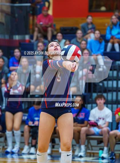 Thumbnail 1 in Marcus @ Allen photogallery.