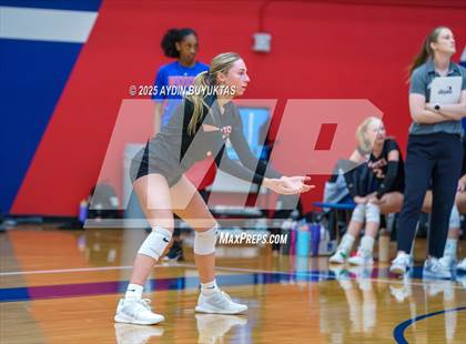 Thumbnail 2 in Marcus @ Allen photogallery.