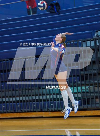 Thumbnail 3 in Marcus @ Allen photogallery.