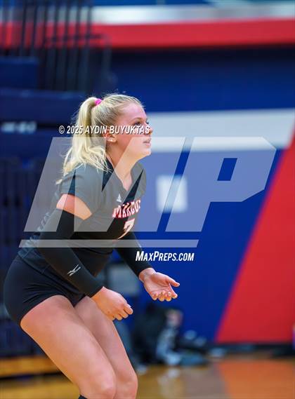 Thumbnail 2 in Marcus @ Allen photogallery.