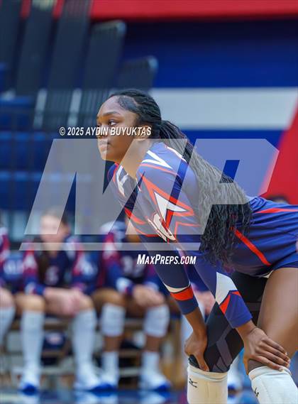 Thumbnail 3 in Marcus @ Allen photogallery.