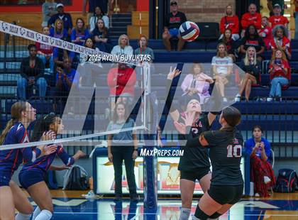Thumbnail 2 in Marcus @ Allen photogallery.