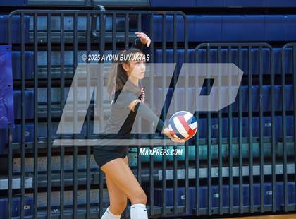 Thumbnail 2 in Marcus @ Allen photogallery.