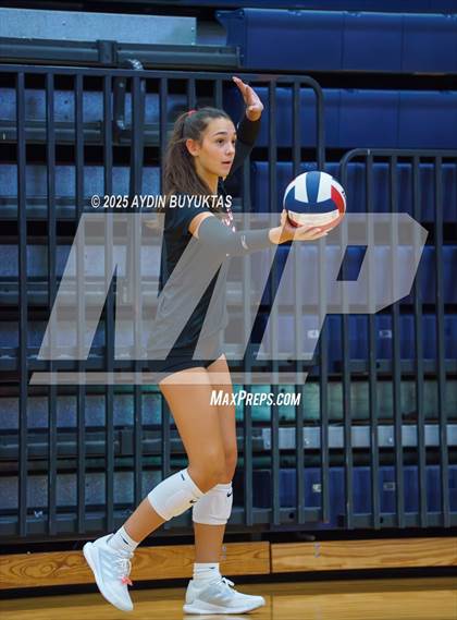 Thumbnail 2 in Marcus @ Allen photogallery.
