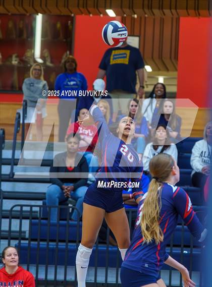 Thumbnail 1 in Marcus @ Allen photogallery.
