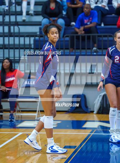 Thumbnail 2 in Marcus @ Allen photogallery.