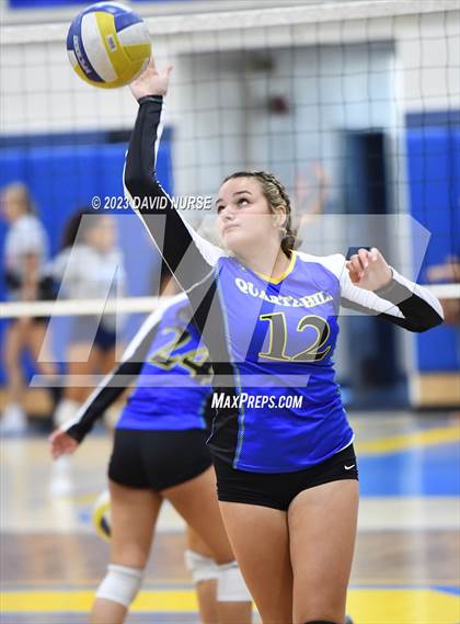 Thumbnail 1 in Saugus @ Quartz Hill photogallery.