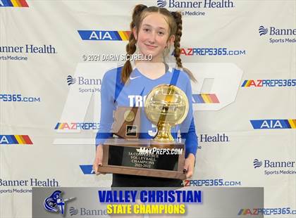 Thumbnail 1 in Valley Christian vs Snowflake (AIA 3A Final - Awards) photogallery.